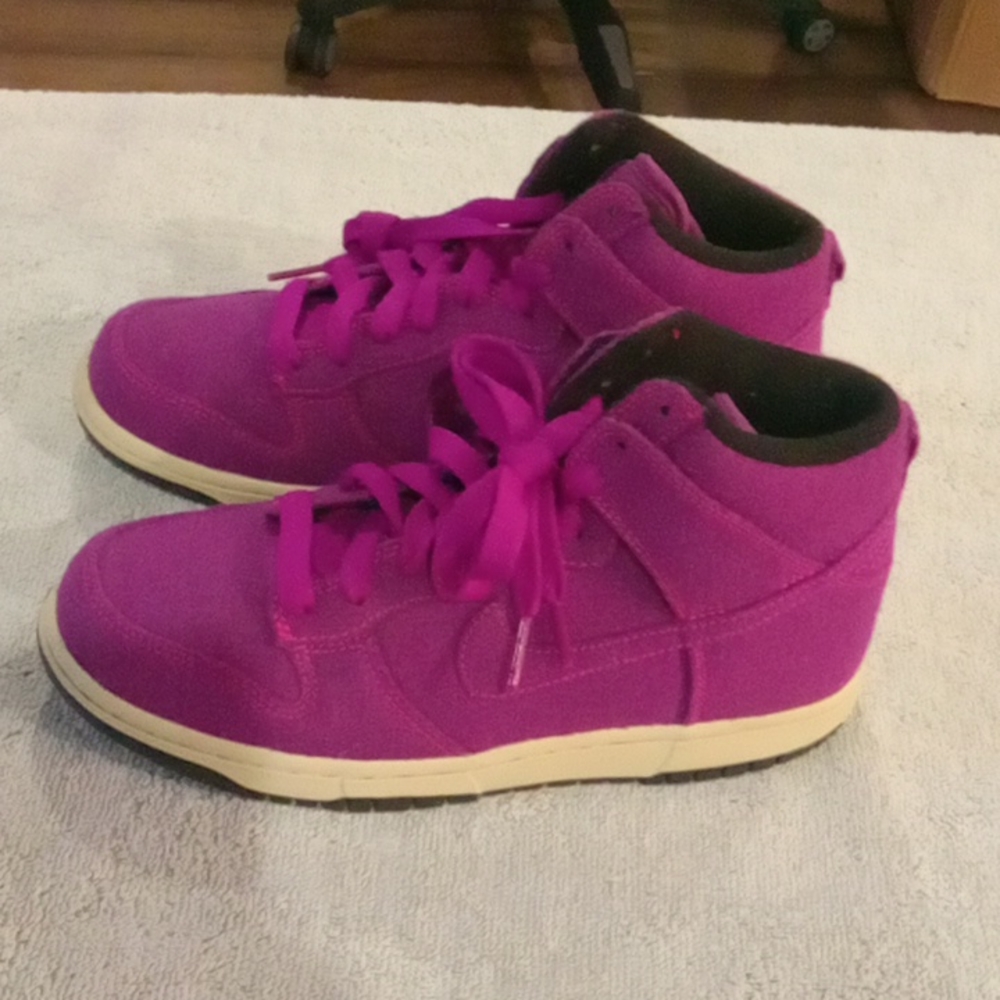 Womens nike dunk High size 7